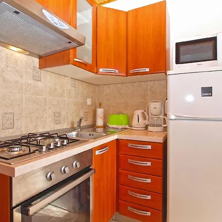 Mit Privatpool Fuer 4 Personen Ca 40 Qm In Pajkovici, Istrien Binnenland Von Istrien *