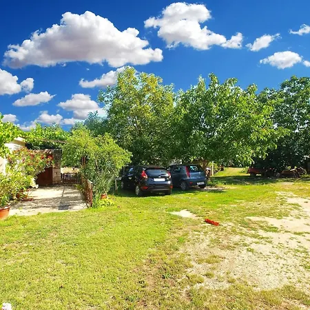 Holiday home Mit Privatpool Fuer 4 Personen Ca 40 Qm In Pajkovici, Istrien Binnenland Von Istrien Pajkovici